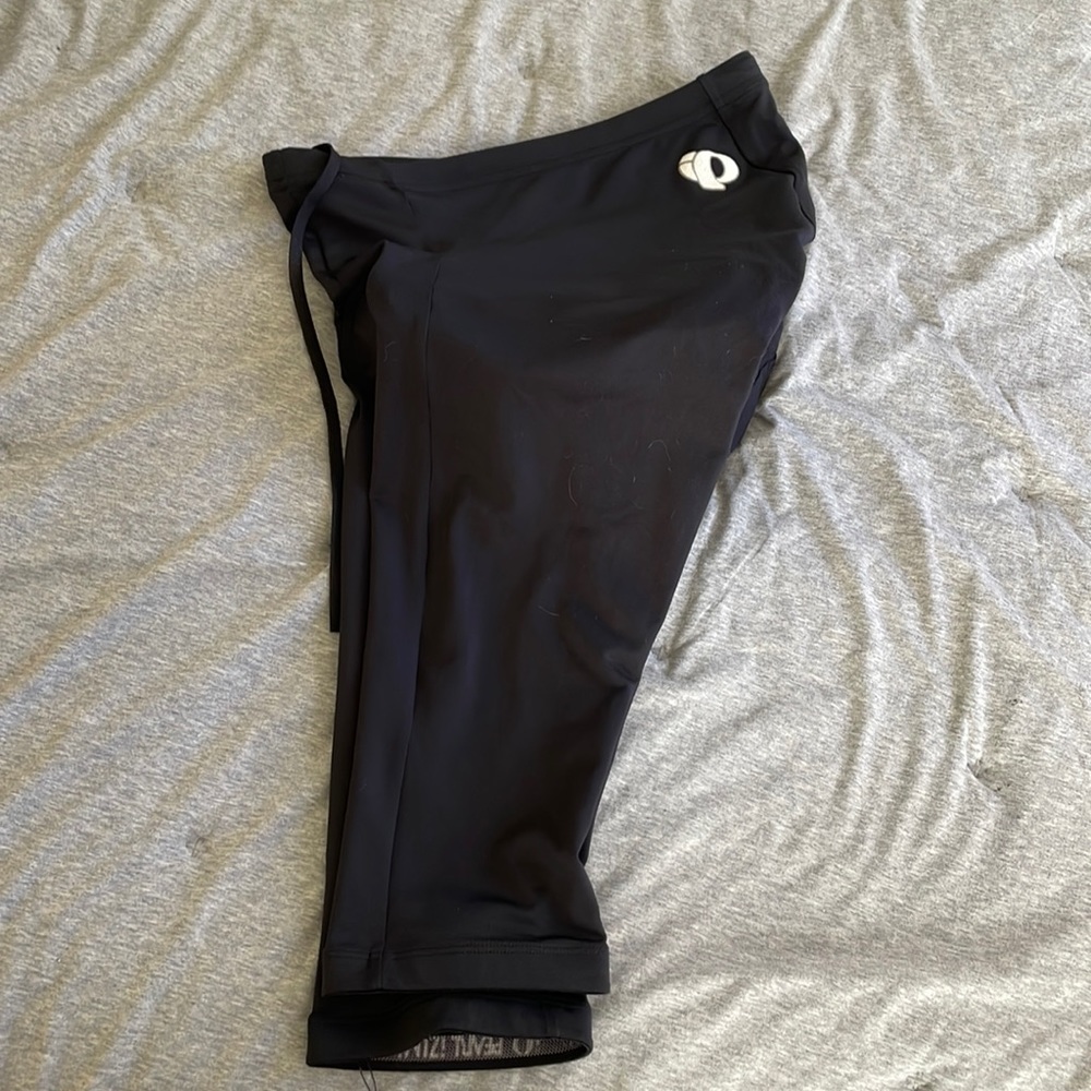 Pearl Izumi cropped padded bike shirt